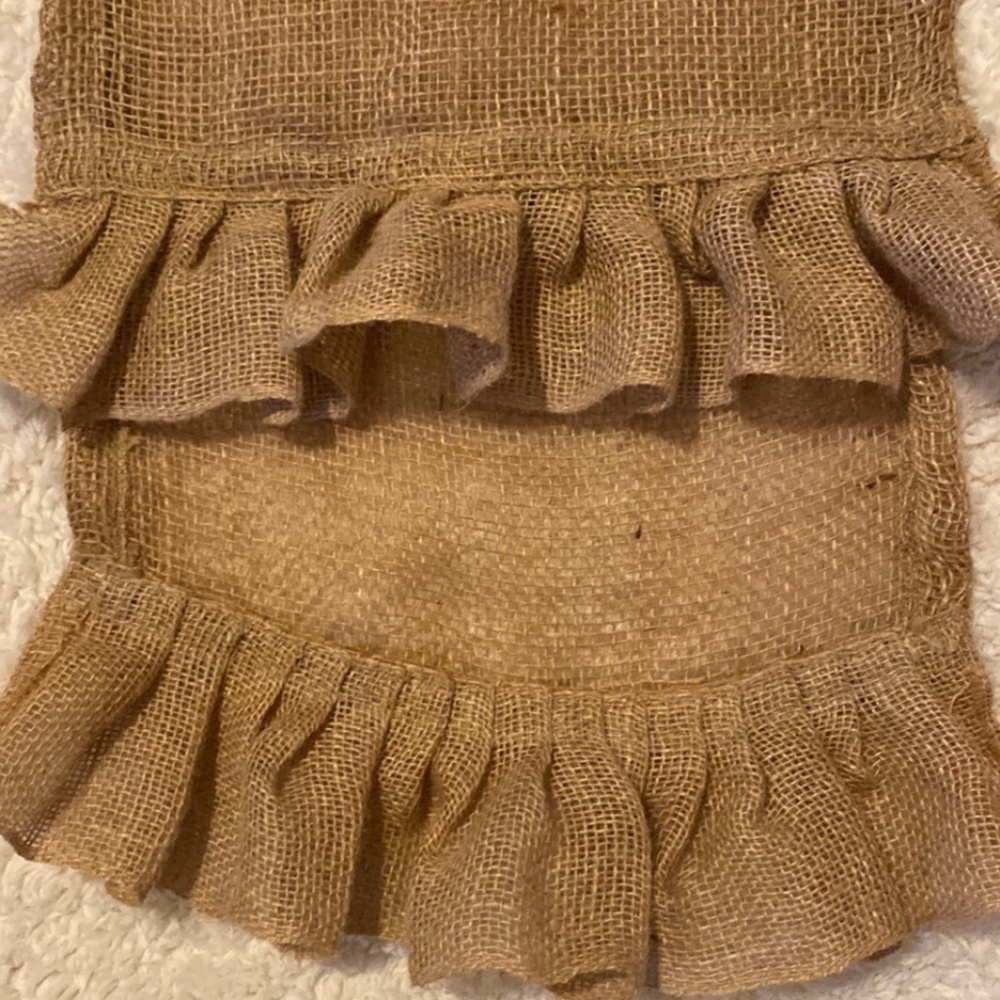 Pretty Burlap runner for dresser or table!